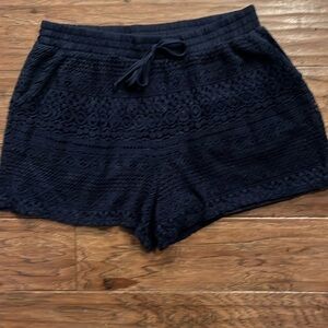 Maurices Women’s Blue Crochet Lined Shorts Size L